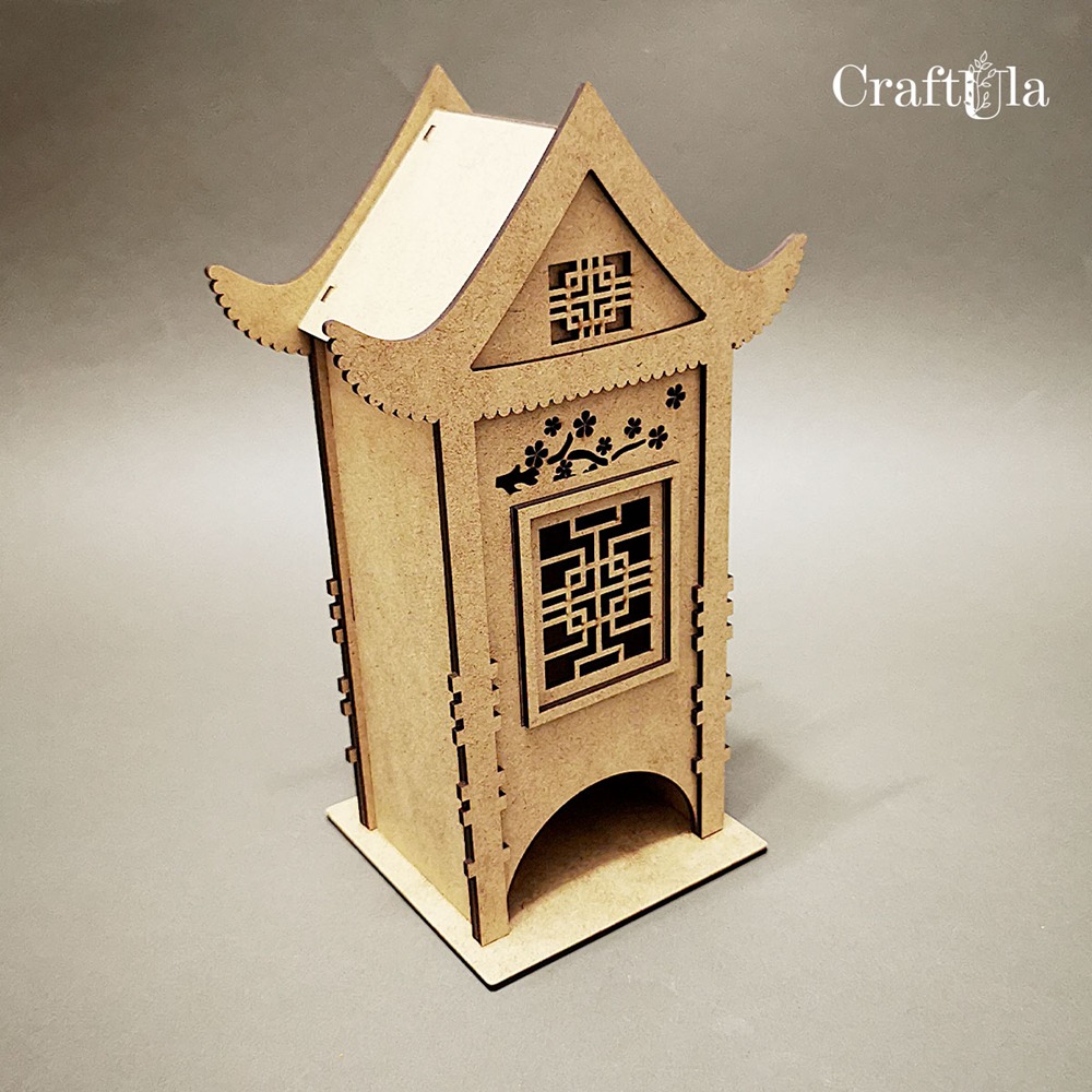 HDF Teabox, house 276 (height around 23 cm)