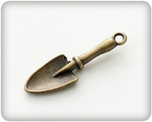 Charms set Spade, 10 pcs